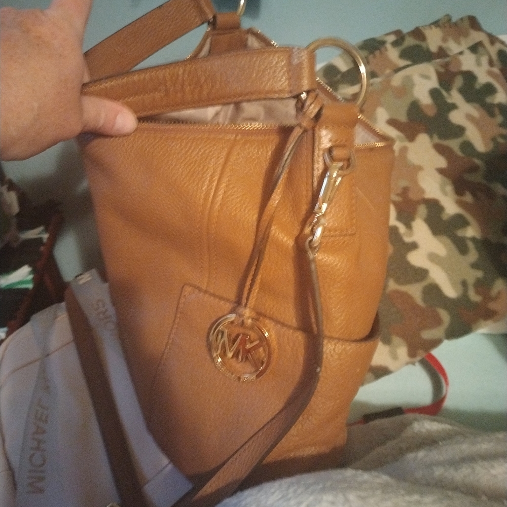 Michael kors purse